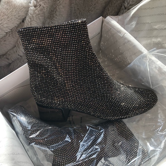 Aldo Shoes - Aldo sparkling booties /bottillons brillants! 6.5